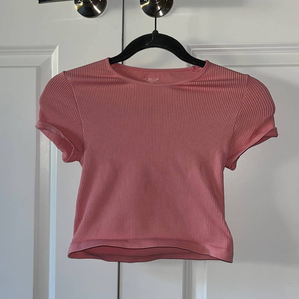 urban outfitters crop top